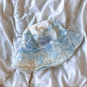 DOLLSKILL TIEDYE BUCKET HAT